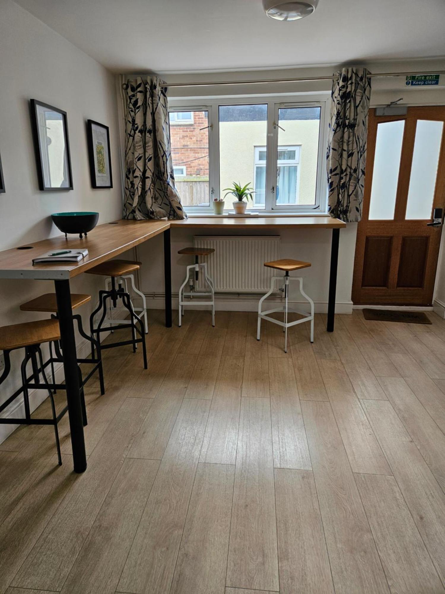 North Cambridge Guesthouse By Payman Club 외부 사진